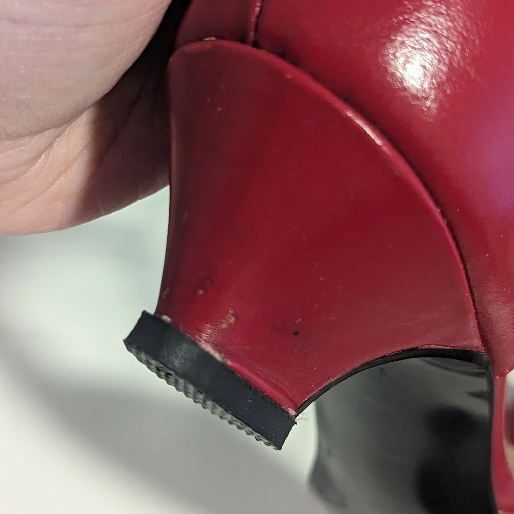 Vintage Talbots Red Leather T-Strap Kitten Heels - Picture 11 of 16